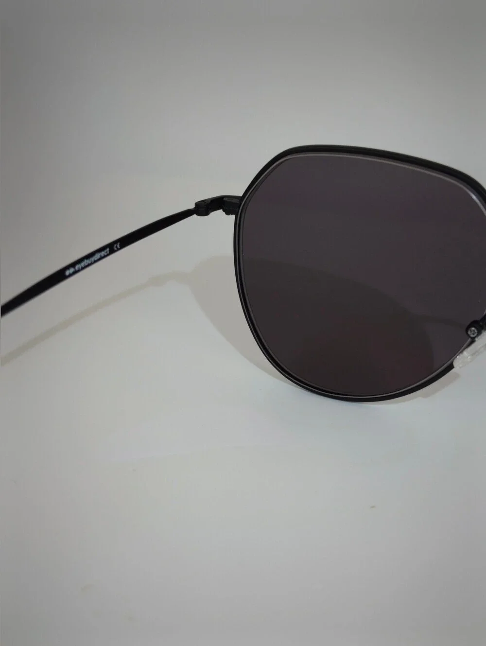 Carlsbad. Classic Round Metal Frame. Lightweight Anodized Black